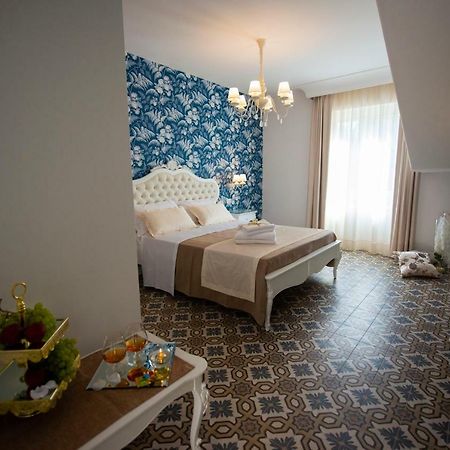 Sui Generis Tropea Luxury Rooms Bagian luar foto