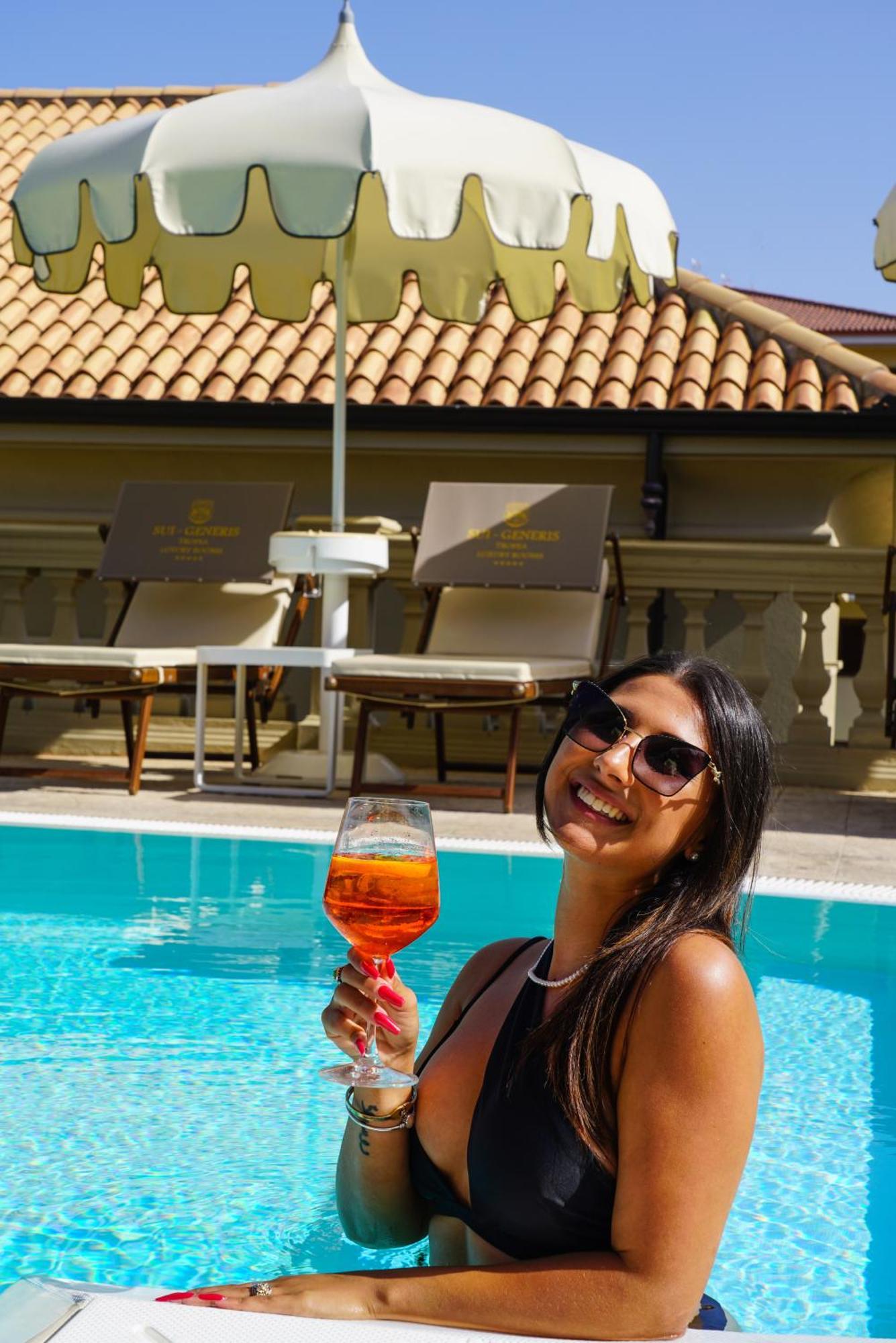 Sui Generis Tropea Luxury Rooms Bagian luar foto