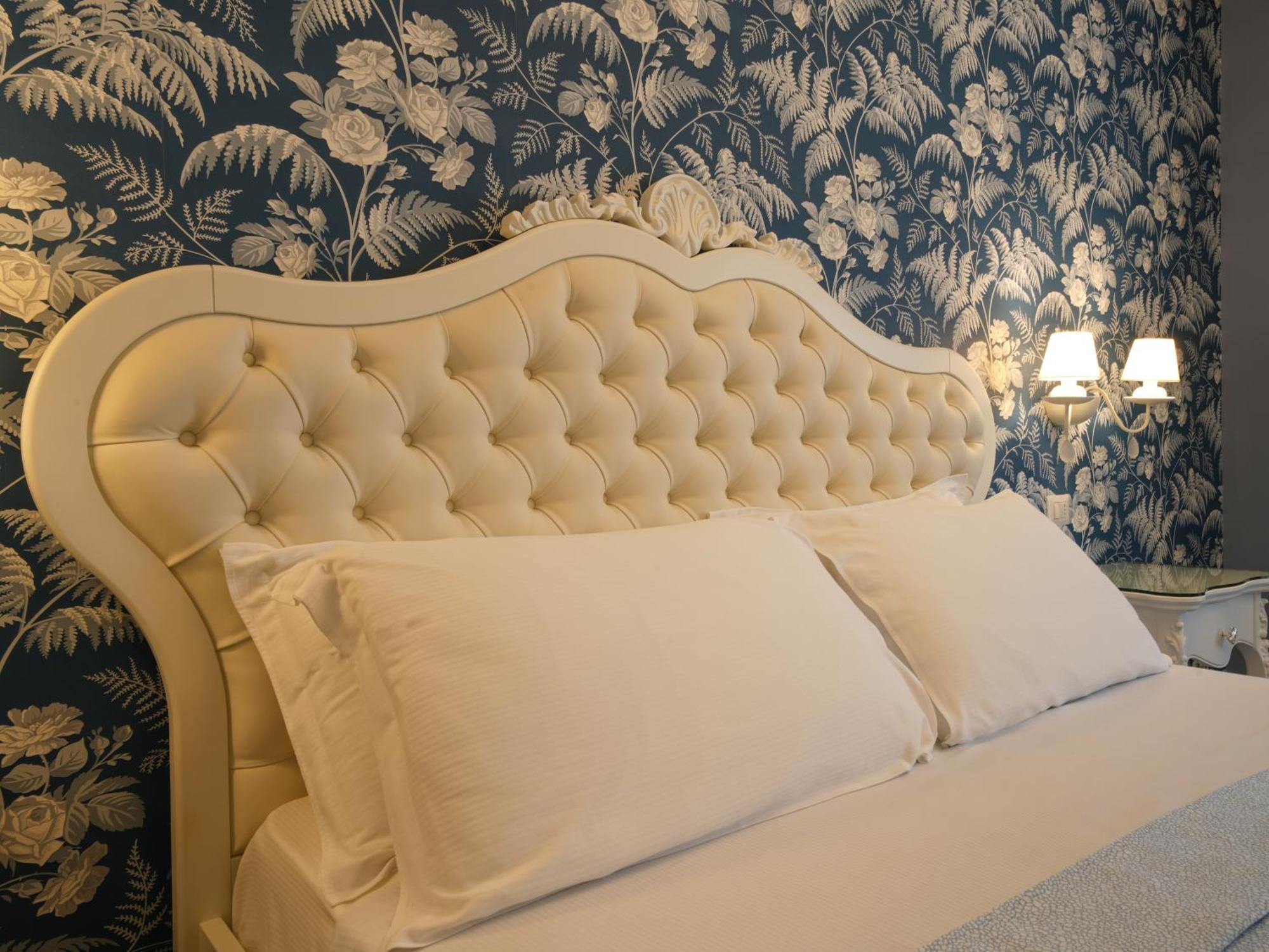 Sui Generis Tropea Luxury Rooms Bagian luar foto
