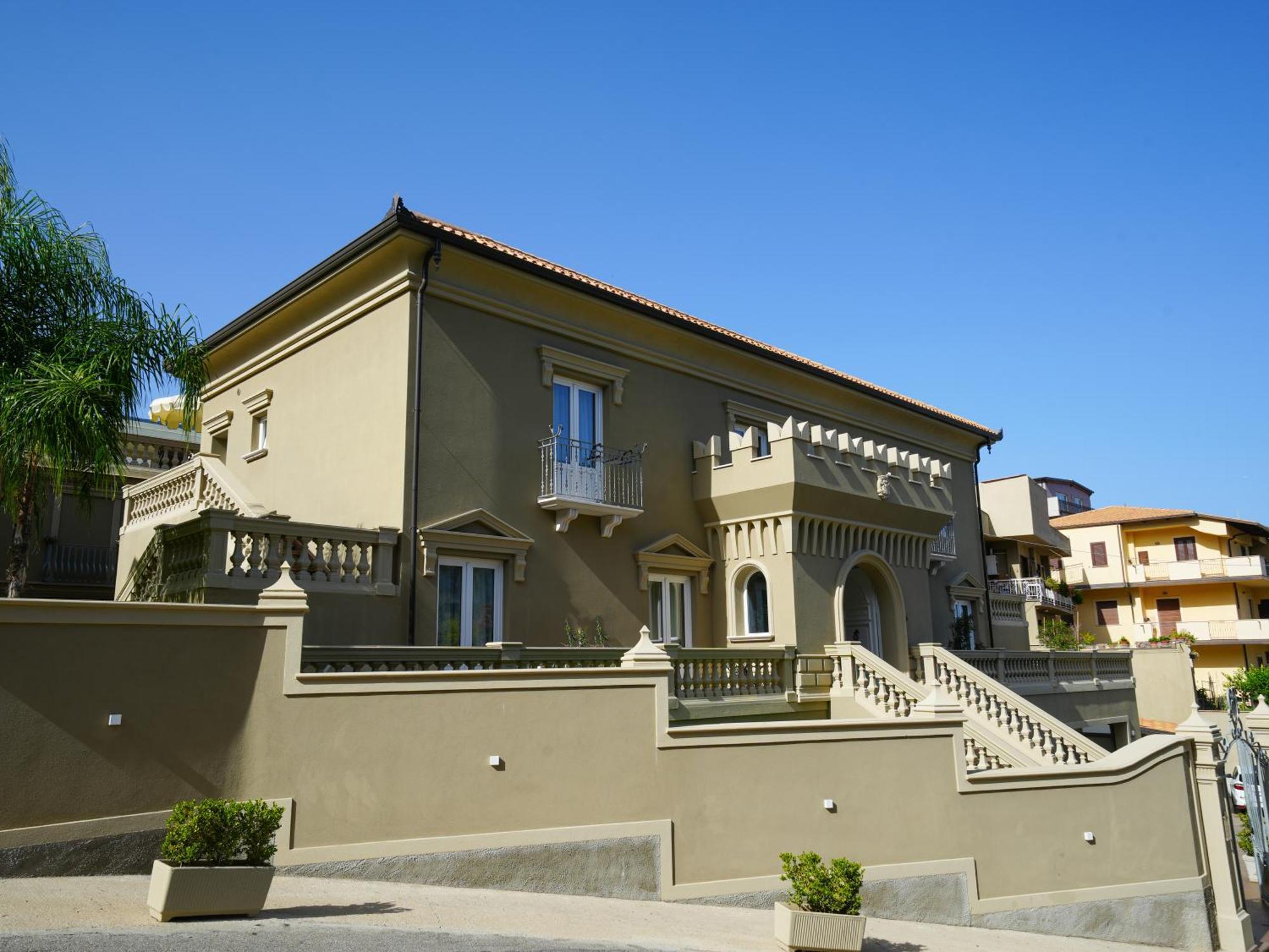 Sui Generis Tropea Luxury Rooms Bagian luar foto