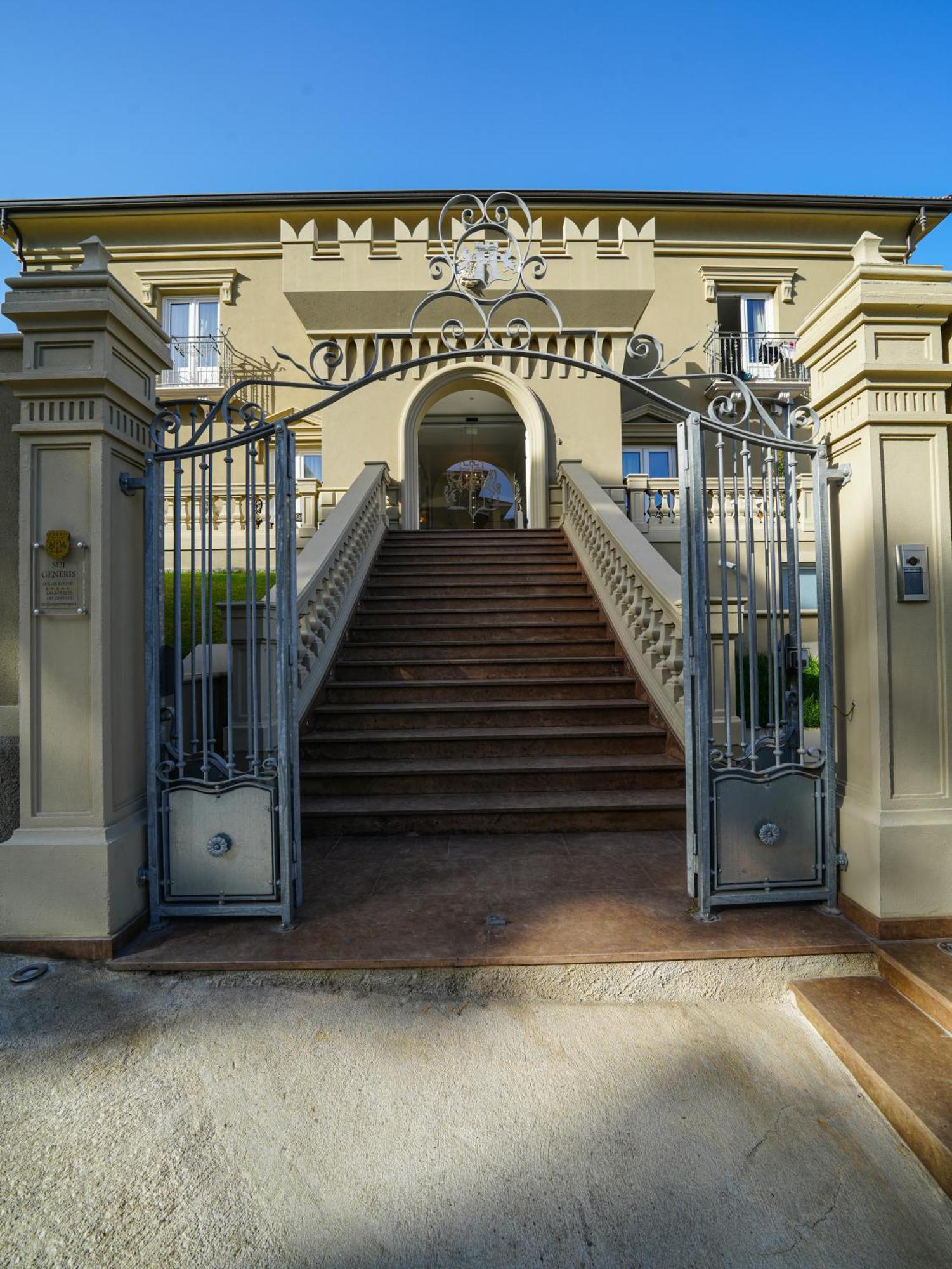 Sui Generis Tropea Luxury Rooms Bagian luar foto