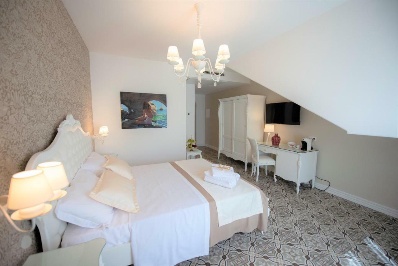 Sui Generis Tropea Luxury Rooms Bagian luar foto