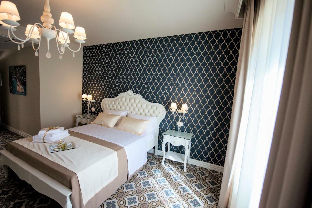 Sui Generis Tropea Luxury Rooms Bagian luar foto