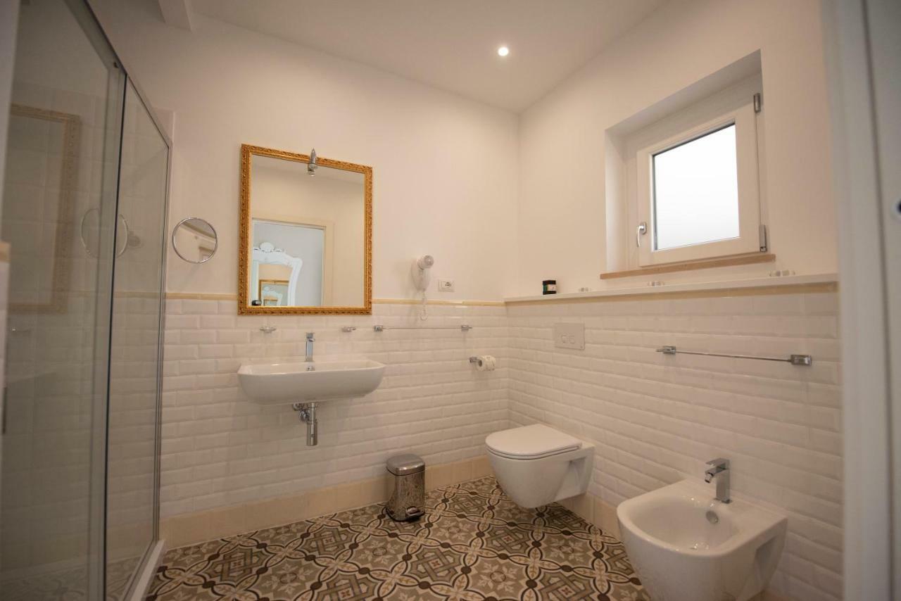 Sui Generis Tropea Luxury Rooms Bagian luar foto